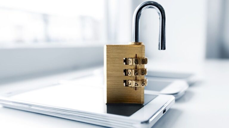 What Are Passkeys and How Do They Work? A Beginner's Guide