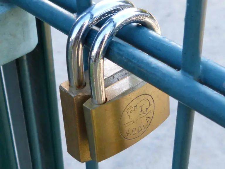 Passkeys vs Passwords: Should You Switch Now?